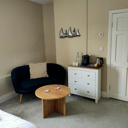 אינישיר Lios Einne House Accommodation מראה חיצוני תמונה